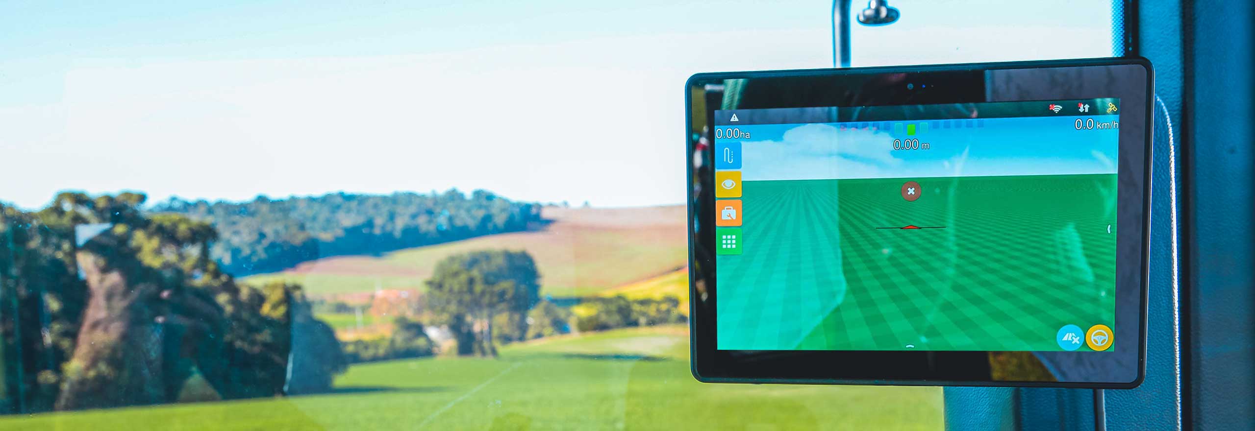 Ti10 agricultural display inside the tractor 