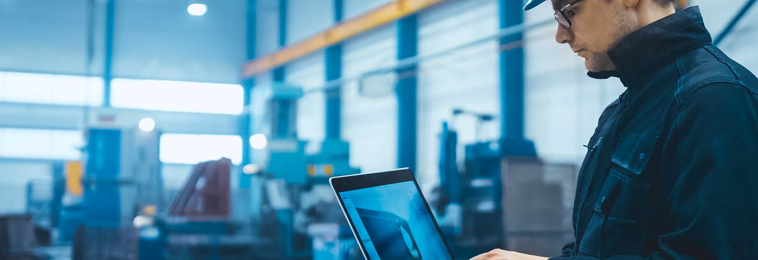 Image of plant worker with tablet