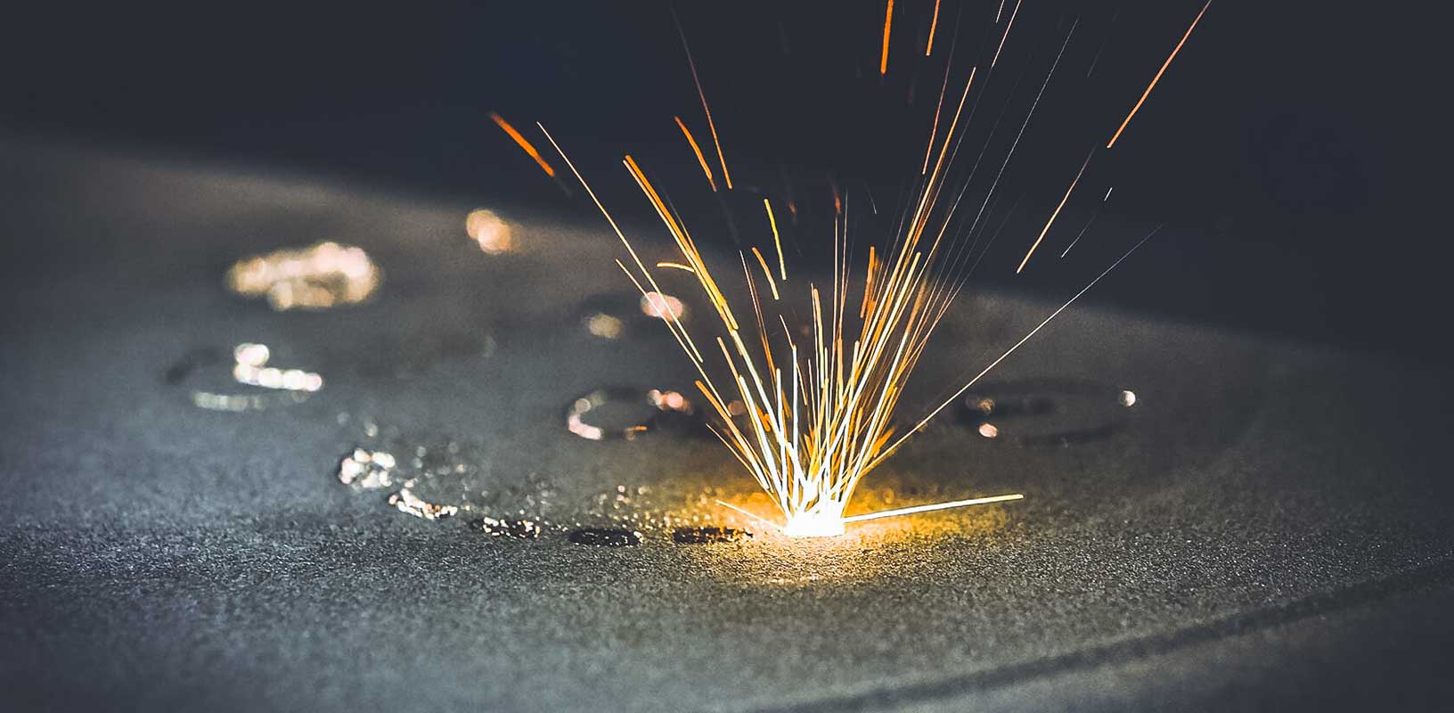 Soldering sparks additive manufacturing process